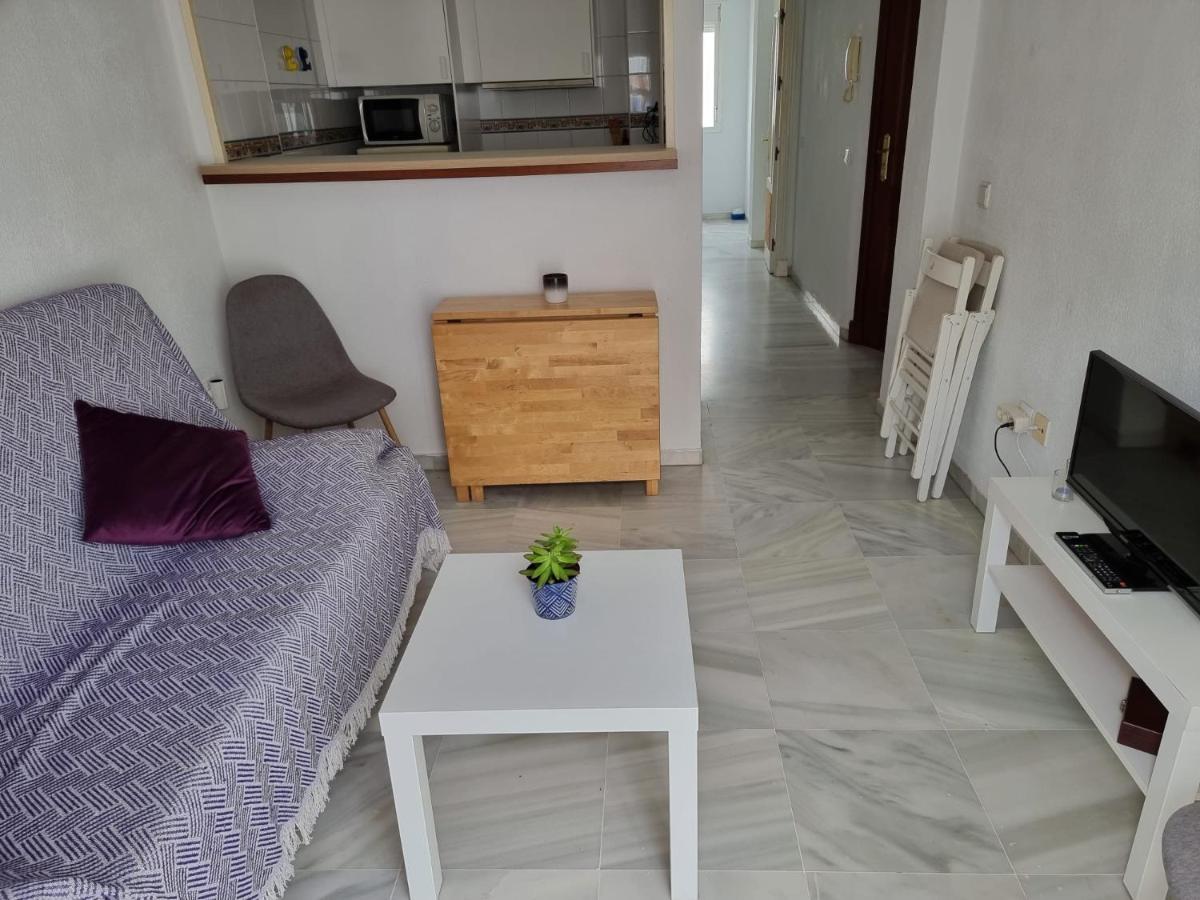 Primera Linea De Playa Paseo Maritimo โกนิล เด ลาฟรอนเตรา ภายนอก รูปภาพ